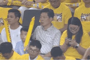 华体会体育登录入口-张皓嘉三分绝杀！广东东阳光队主场加时险胜北京 将季后赛晋级悬念延续！