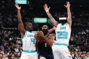 华体会体育-哈登32+10+4断创NBA历史第2神迹，还创两大纪录，快船迎3连胜